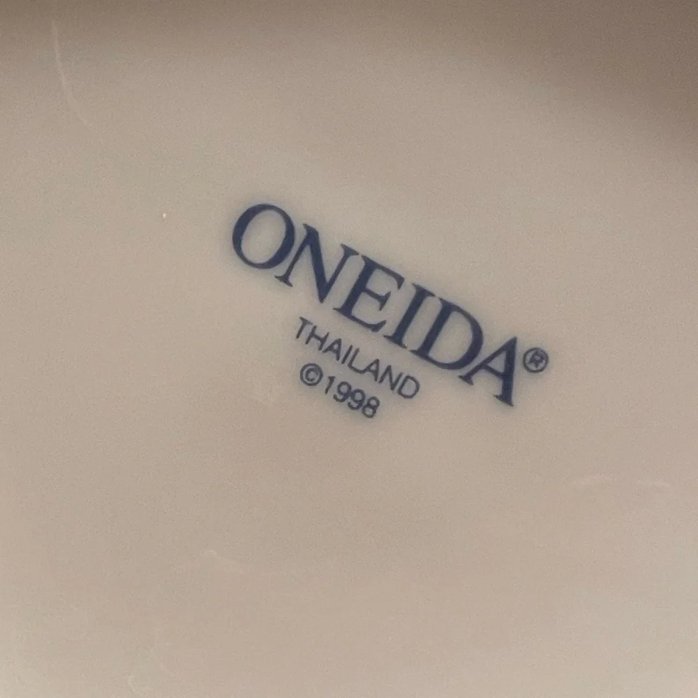 Oneida cups Coffee/Tea Breton Blue Pattern Vintage‎ 1998 Porcelain Set of 2 Mugs